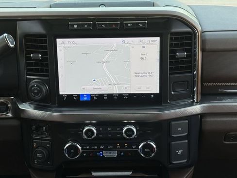 Certified 2024 Ford F250 King Ranch w/ FX4 Off-Road Package AWD/4WD image 15