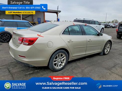 Used 2014 Chevrolet Malibu LT w/ Power Convenience Package image 4