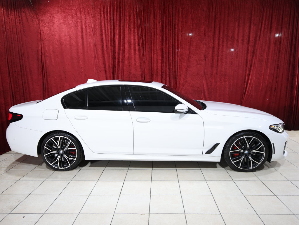 Used 2022 BMW 540i w/ M Sport Package RWD image 8