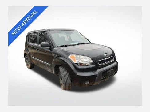 Used 2011 Kia Soul + w/ Audio Pkg image 1