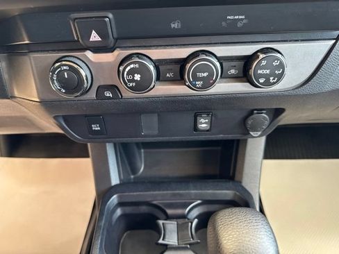 Used 2019 Toyota Tacoma SR AWD/4WD image 19