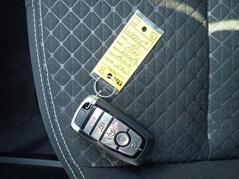 Used 2023 Ford Escape Active w/ Tech Pack #2 image 30