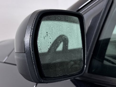 Used 2023 Ford Edge SE w/ Black Appearance Package image 22