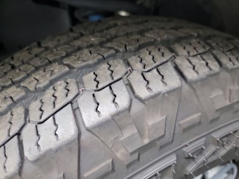 Used 2023 Toyota Tacoma TRD Off-Road image 30