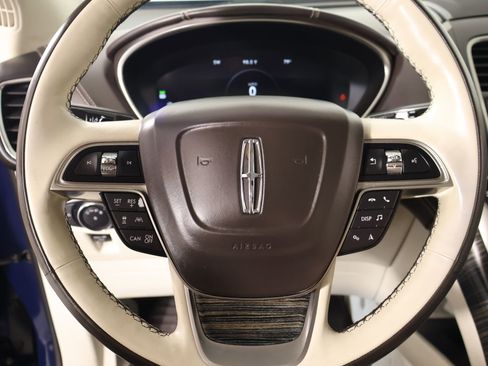 Used 2019 Lincoln Nautilus Black Label FWD image 3