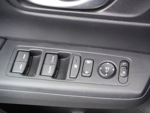 Used 2024 Honda CR-V EX image 14
