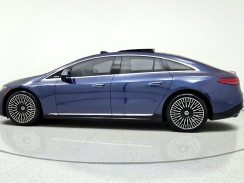 Used 2023 Mercedes-Benz EQS 450+ 4MATIC Sedan w/ Manufactur Interior Package image 5