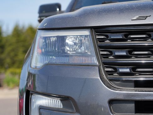 Used 2016 Ford Explorer Sport w/ Equipment Group 401A AWD/4WD image 9