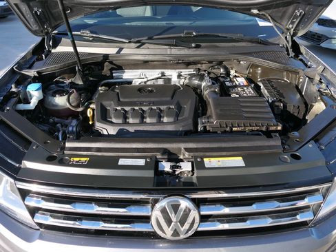 Used 2021 Volkswagen Tiguan S image 29