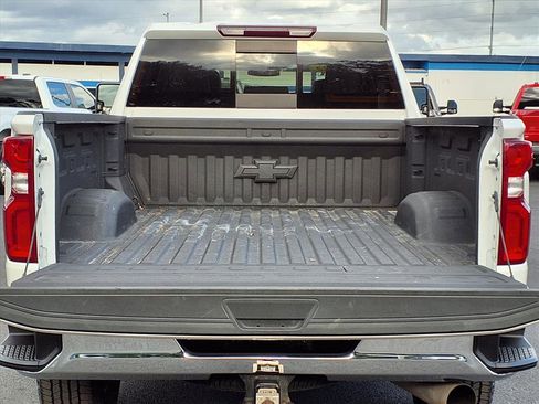 Used 2023 Chevrolet Silverado 2500 LTZ w/ LTZ Convenience Package image 6
