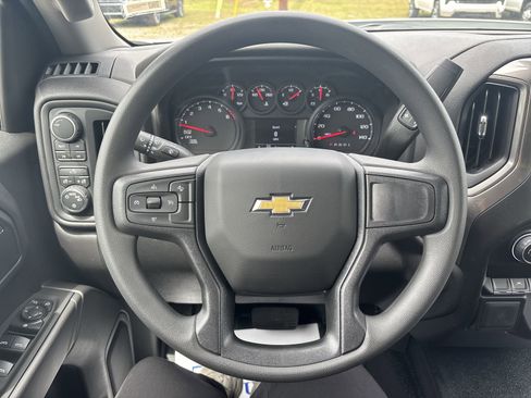 New 2026 Chevrolet Silverado 1500 W/T w/ WT Value Package AWD/4WD image 17