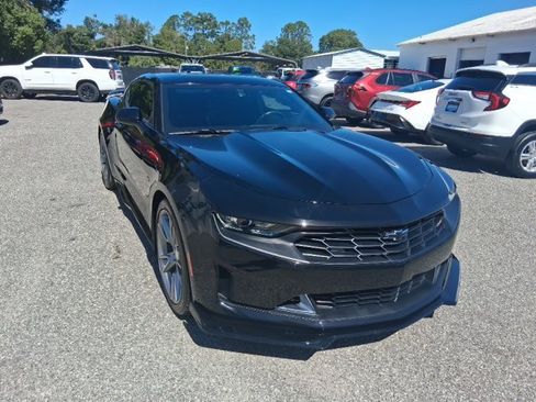 Used 2019 Chevrolet Camaro LT w/ RS Package image 9