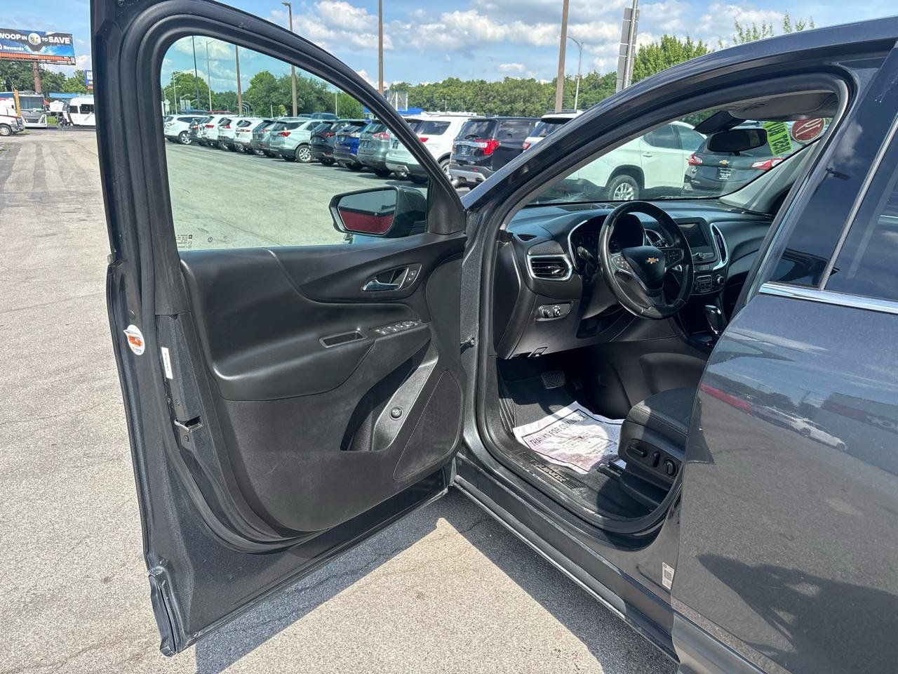Used 2019 Chevrolet Equinox LT FWD image 15