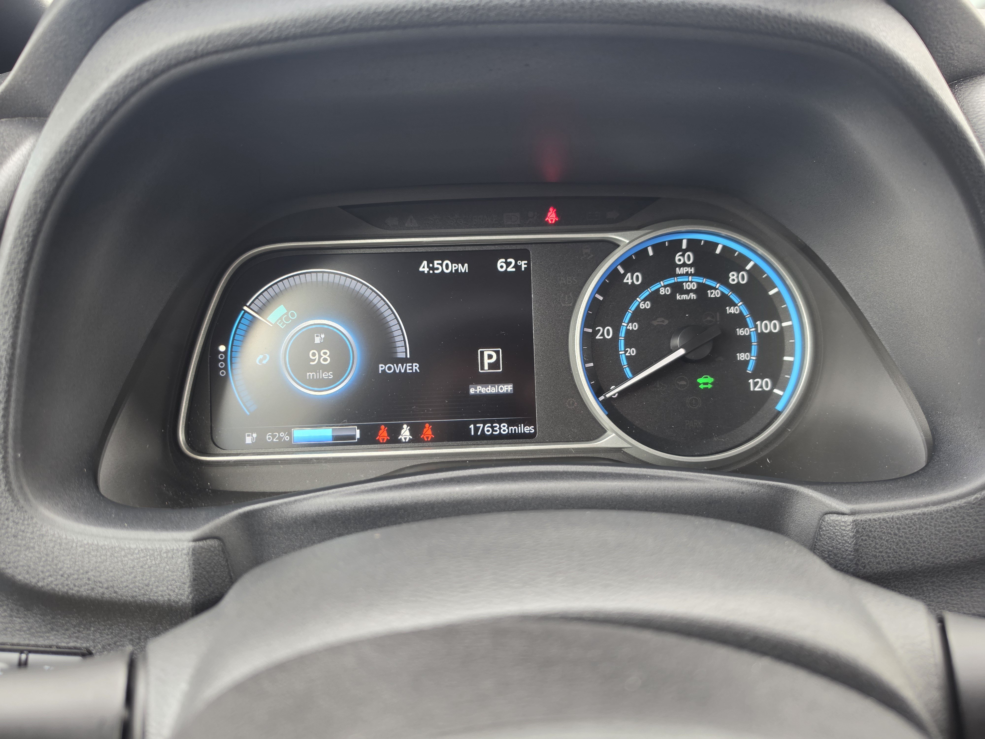 Used 2025 Nissan Leaf S FWD image 14
