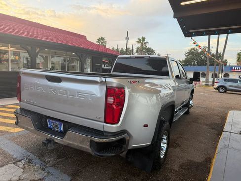 Used 2021 Chevrolet Silverado 3500 LT w/ Texas Edition AWD/4WD image 4