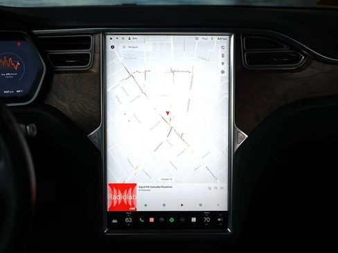 Used 2017 Tesla Model S 100D image 19