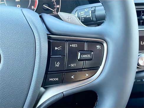 New 2025 Lexus ES 350 w/ Premium Package image 39