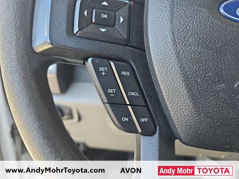 Used 2018 Ford F250 XLT w/ XLT Premium Package AWD/4WD image 16