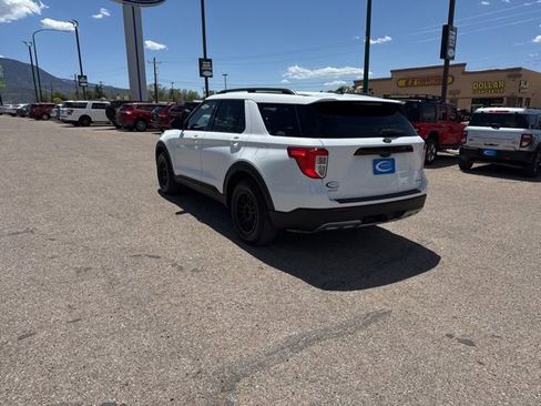 Certified 2021 Ford Explorer XLT w/ Equipment Group 202A AWD/4WD image 7