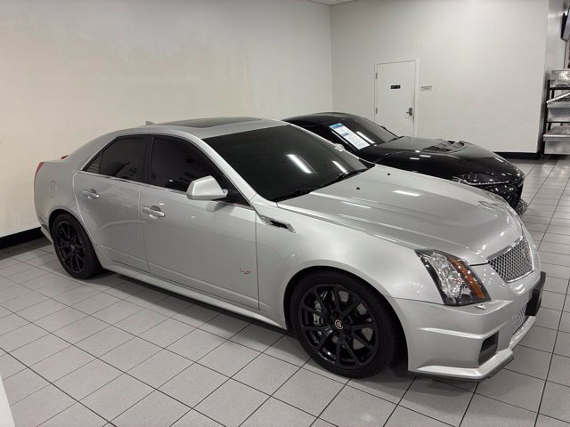 Used 2014 Cadillac CTS V RWD image 1