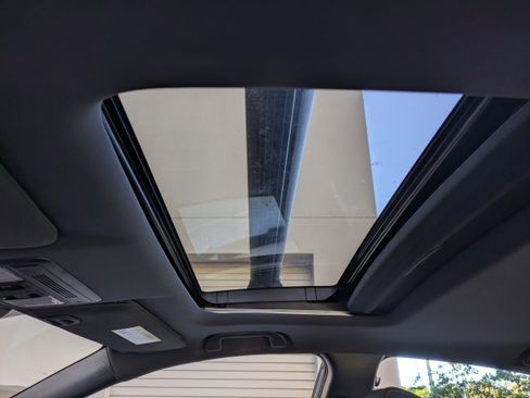 Used 2020 Honda Civic EX image 19