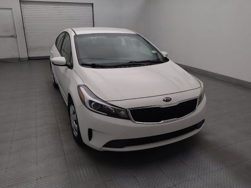 Used 2018 Kia Forte LX FWD image 14