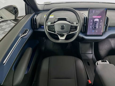 New 2026 Volvo EX30 Plus w/ Climate Package RWD image 19