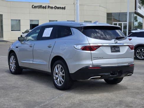 Used 2022 Buick Enclave Premium FWD image 4
