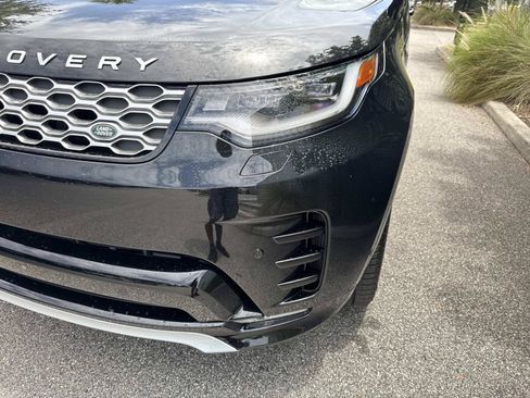 Certified 2026 Land Rover Discovery Limited Edition AWD/4WD image 9