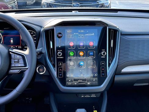 Used 2025 Subaru Forester Limited image 6