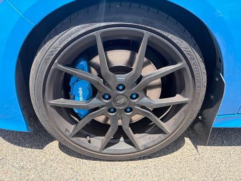 Used 2017 Ford Focus RS AWD/4WD image 12