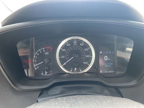 Used 2021 Toyota Corolla LE image 6
