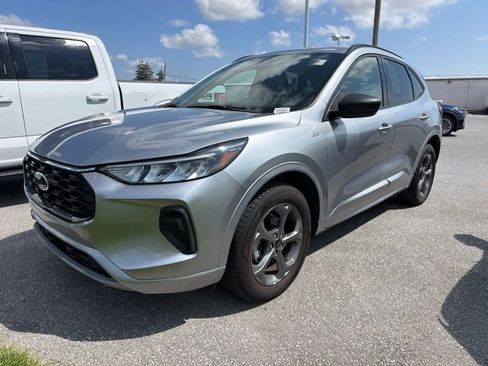 Used 2024 Ford Escape ST-Line AWD/4WD image 3