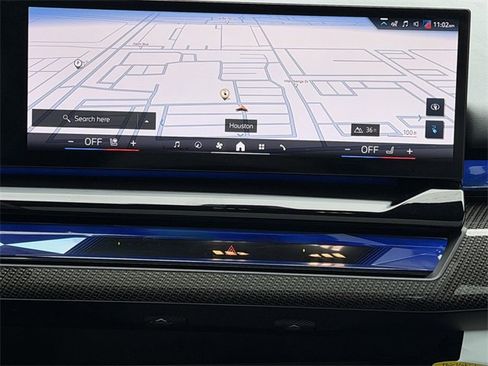 Used 2024 BMW i5 eDrive40i w/ M Sport Package image 13