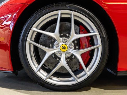 Used 2017 Ferrari F12 Berlinetta RWD image 23