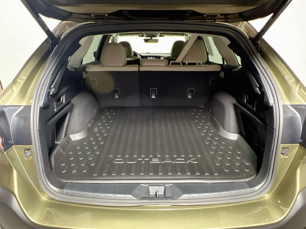Certified 2025 Subaru Outback Premium AWD/4WD image 22