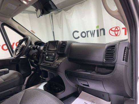 Used 2025 RAM ProMaster 2500 w/ U-Haul Equipment Group image 13