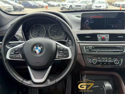 Used 2017 BMW X1 xDrive28i AWD/4WD image 12