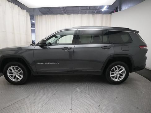Used 2022 Jeep Grand Cherokee L Laredo w/ Luxury Tech Group I AWD/4WD image 24