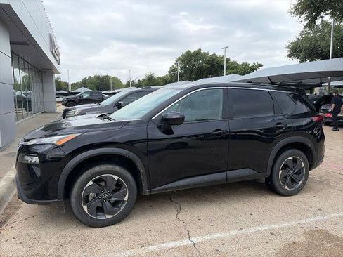 Certified 2024 Nissan Rogue SV FWD image 14