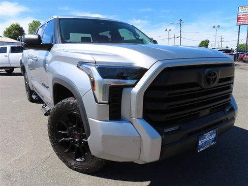 Used 2024 Toyota Tundra SR5 w/ SR5 Premium Package AWD/4WD image 2