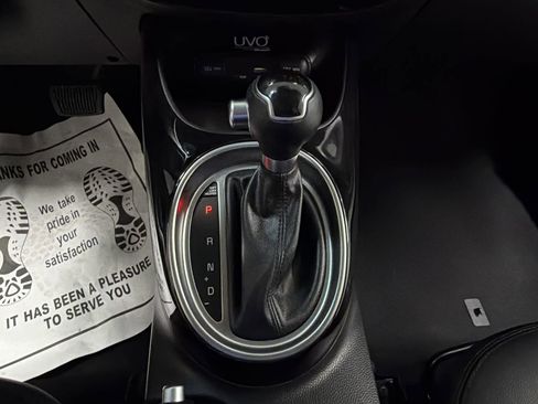 Used 2016 Kia Soul ! FWD image 22