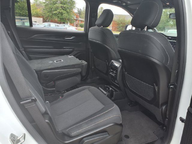 Used 2024 Jeep Grand Cherokee L Laredo w/ Luxury Tech Group I AWD/4WD image 21