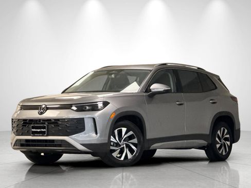 New 2026 Volkswagen Tiguan S FWD image 1