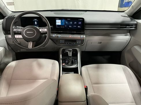 Used 2025 Hyundai Kona SEL image 15