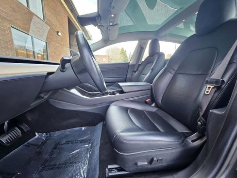 Used 2018 Tesla Model 3 Long Range image 33