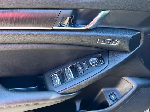 Used 2020 Honda Accord EX-L image 12