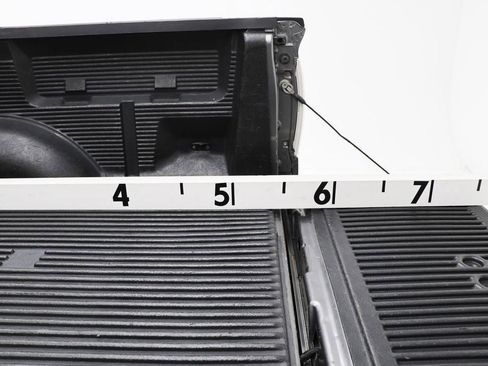 Used 2014 Ford F150 Platinum image 10