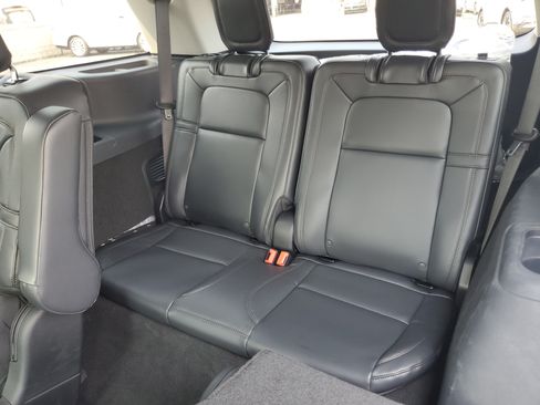New 2026 Lincoln Aviator Reserve w/ Jet Appearance Package AWD/4WD image 25