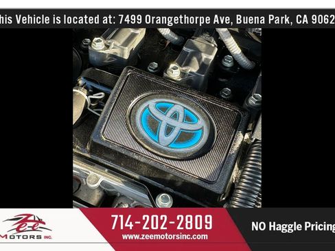 Used 2021 Toyota Corolla LE FWD image 47